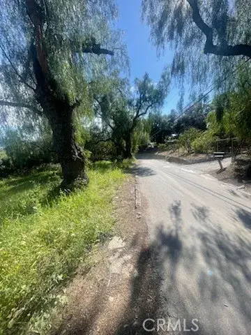 11850 West Trail, Sylmar, CA 91342