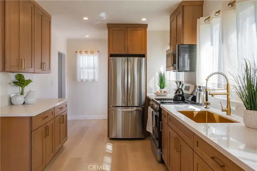 1615 W 67th, Los Angeles, CA 90047 - #2