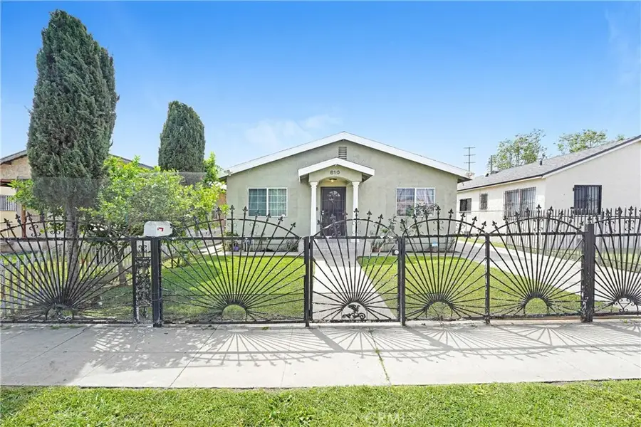 810 E 87th, Los Angeles, CA 90002 - #2