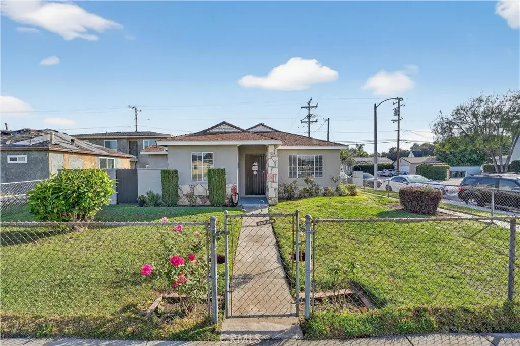 4049 Martin Luther King Jr, Lynwood, CA 90262 - #1