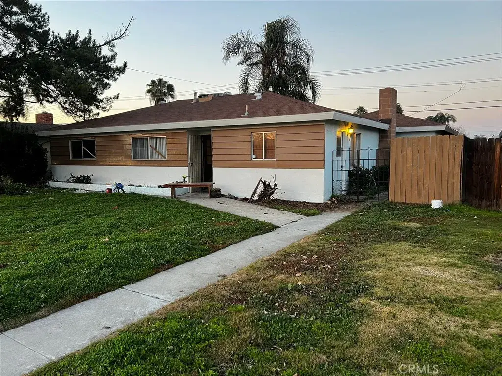 3520 Planz, Bakersfield, CA 93309 - #1