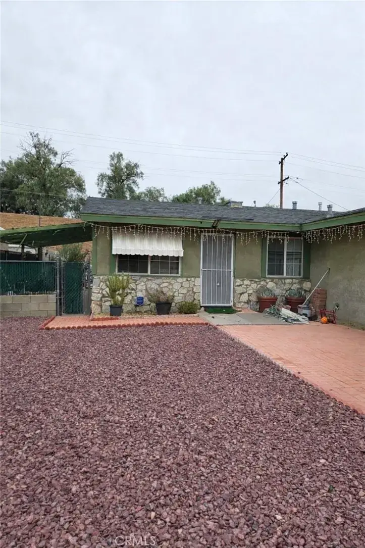 1713 Piute, Barstow, CA 92311 - #1
