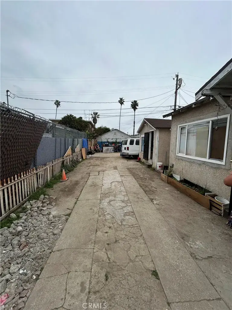 1362 E Vernon, Los Angeles, CA 90011 - #3