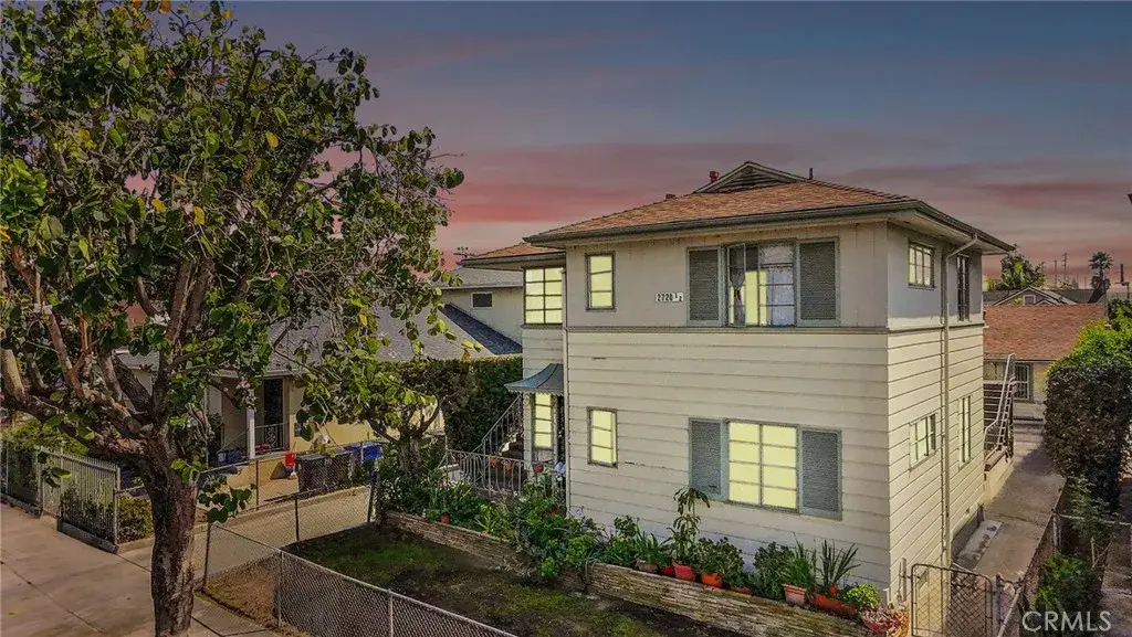 2718 W 15th, Los Angeles, CA 90006 - #1