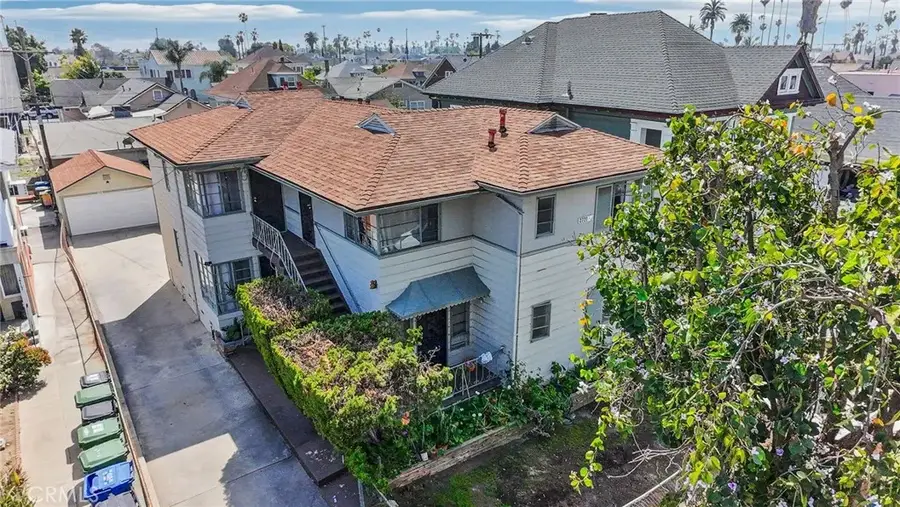 2718 W 15th, Los Angeles, CA 90006 - #2