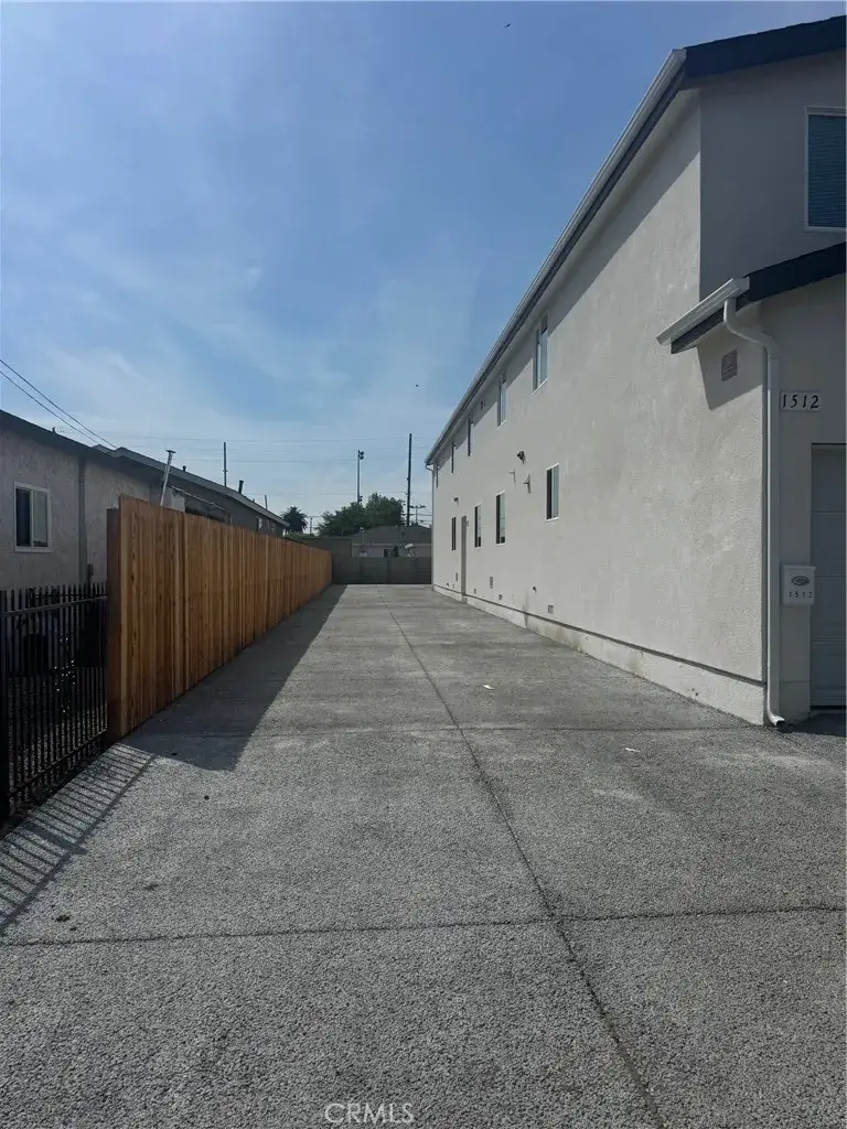 1510 E 108th, Los Angeles, CA 90059 - #2