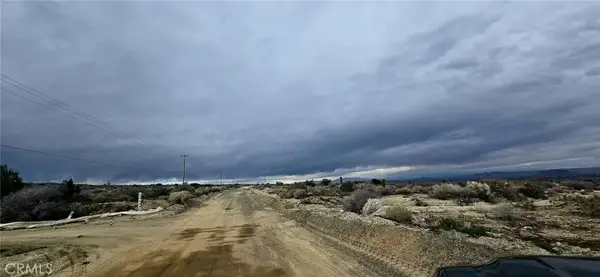24300 Fort Tejon, Llano, CA 93544