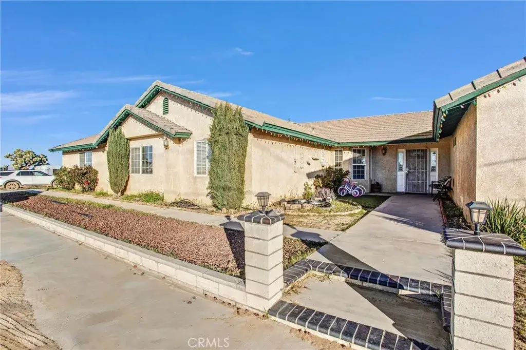 10439 Mesa, Oak Hills, CA 92344 - #1