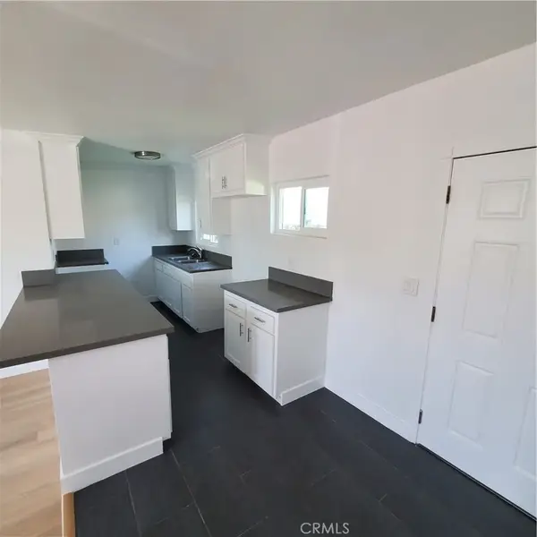 246 E 87th Place, Los Angeles, CA 90003