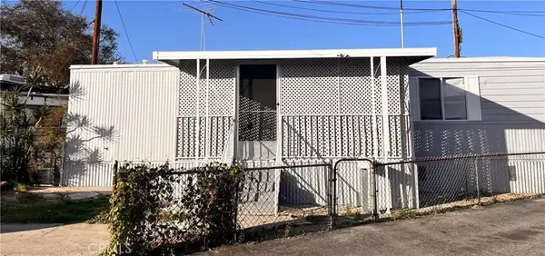 8305 Atlantic #4, Cudahy, CA 90201