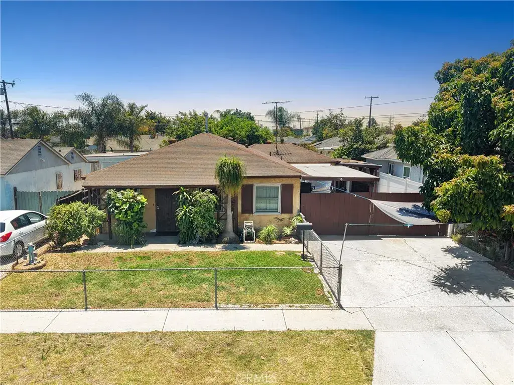 9016 Los Angeles Street, Bellflower, CA 90706 - #1