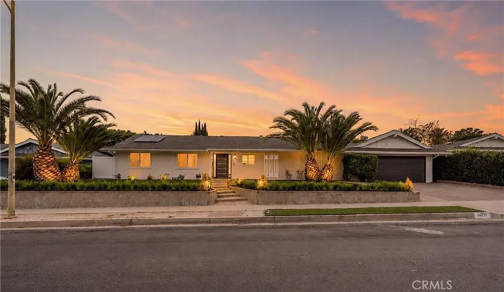 10111 Oso Avenue, Chatsworth, CA 91311 - #1