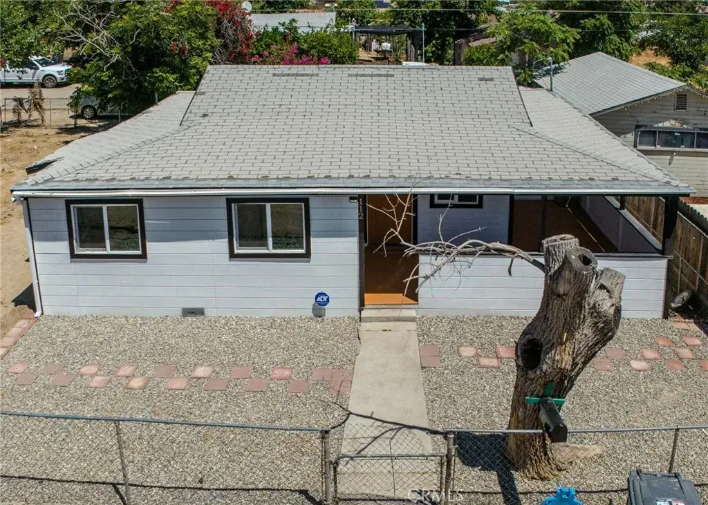 112 Crystal St, Taft, CA 93268 - #1