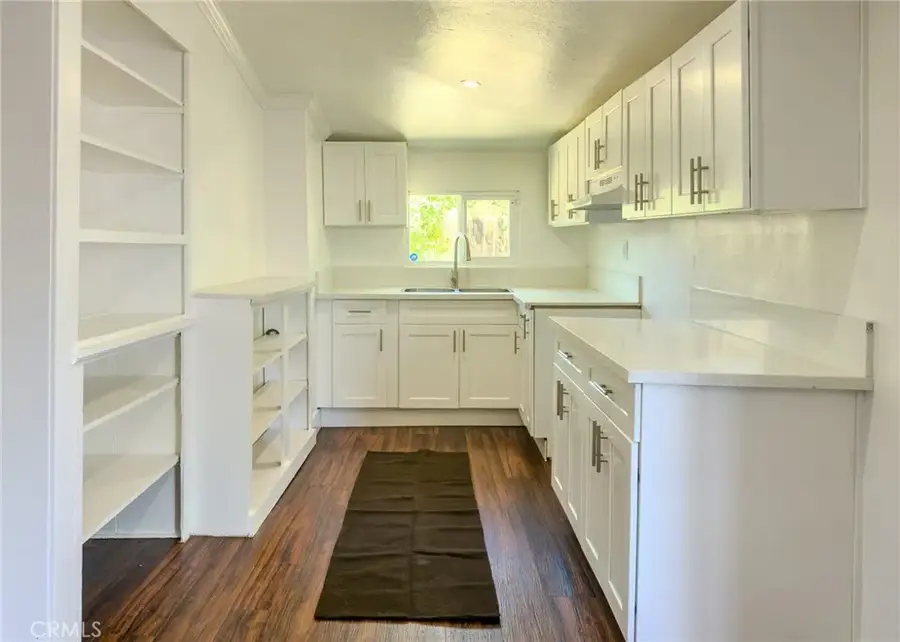112 Crystal St, Taft, CA 93268 - #3