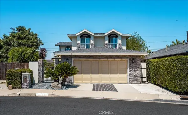 2342 Cynthia Court, Costa Mesa, CA 92627