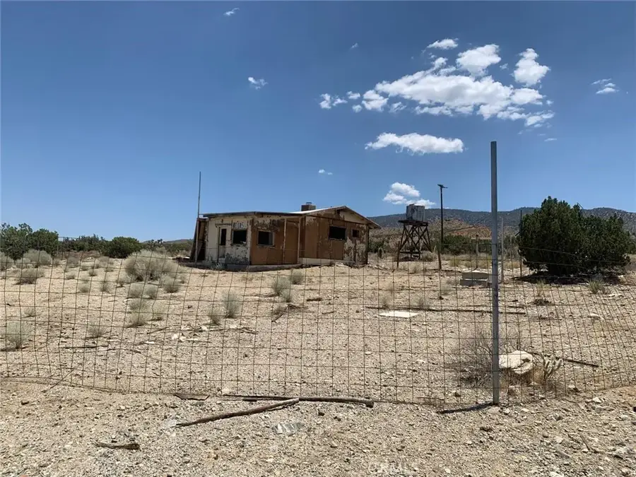 0 Vic Ave Z4 234 Ste, Llano, CA 93544 - #2