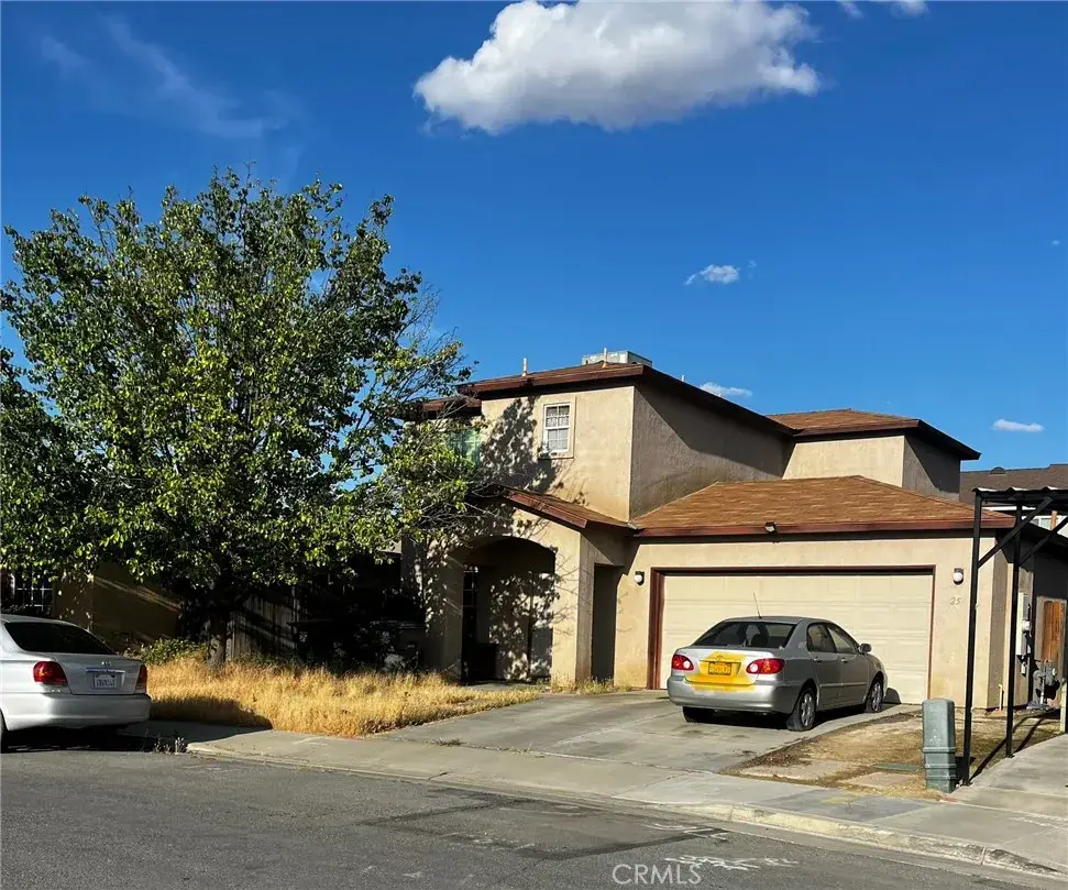 25 Del Playa Drive, Bakersfield, CA 93307 - #1