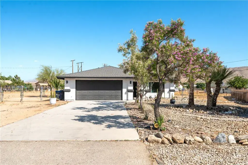 22031 Sauk Road, Apple Valley, CA 92308 - #1