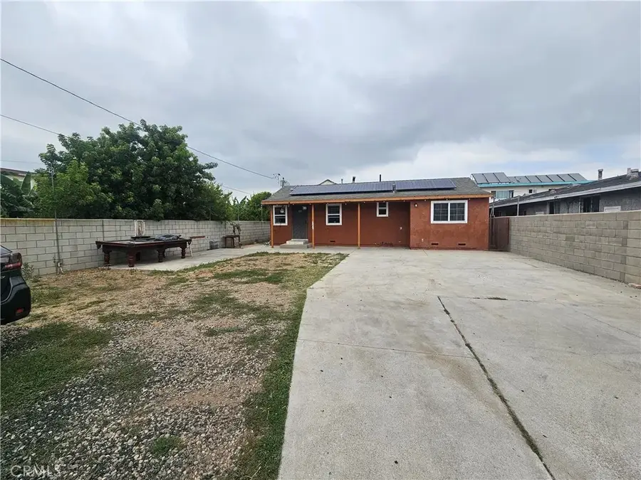4921 W 104th St, Inglewood, CA 90304 - #2