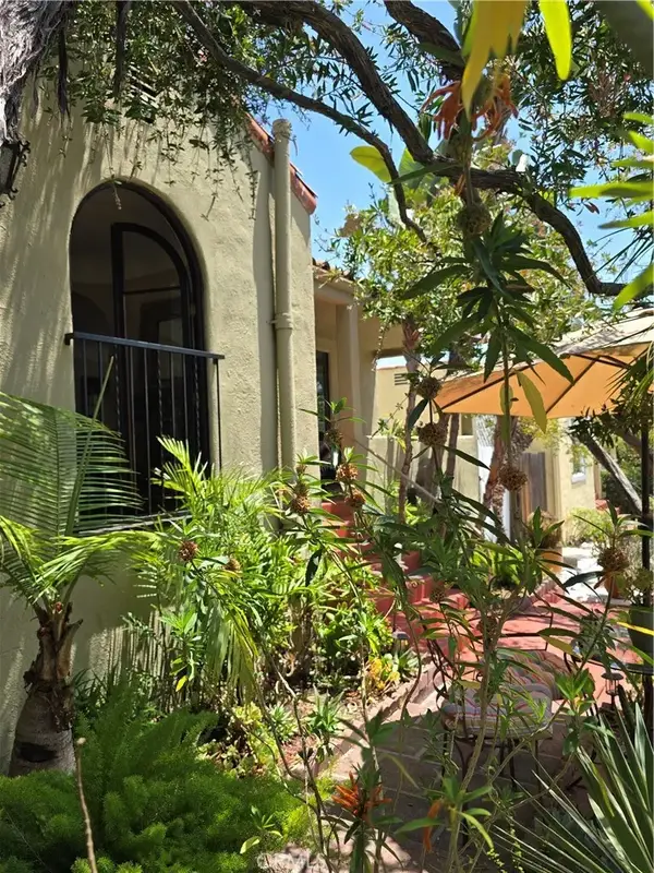 1522 N Avenue 49, Los Angeles, CA 90042