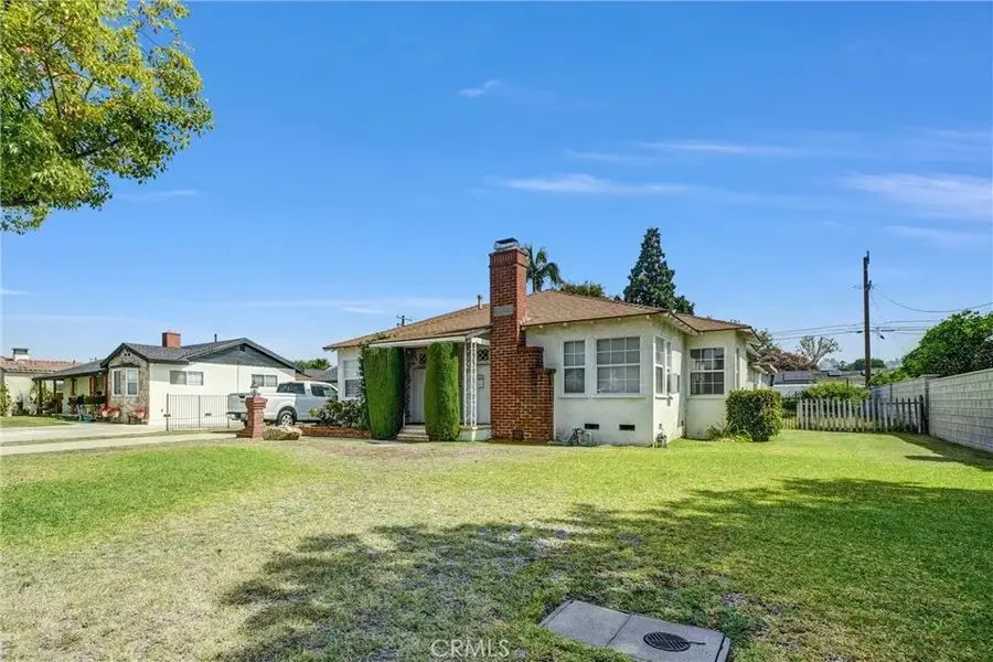 10919 Loch Lomond Drive, Whittier, CA 90606 - #3