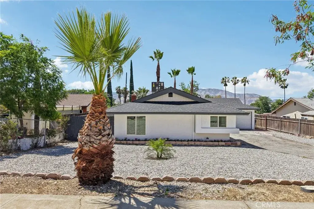 546 W Indian School Lane, Banning, CA 92220 - #1
