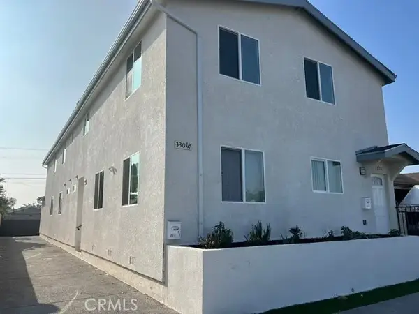 330-330 1/2 E 99th, Los Angeles, CA 90003
