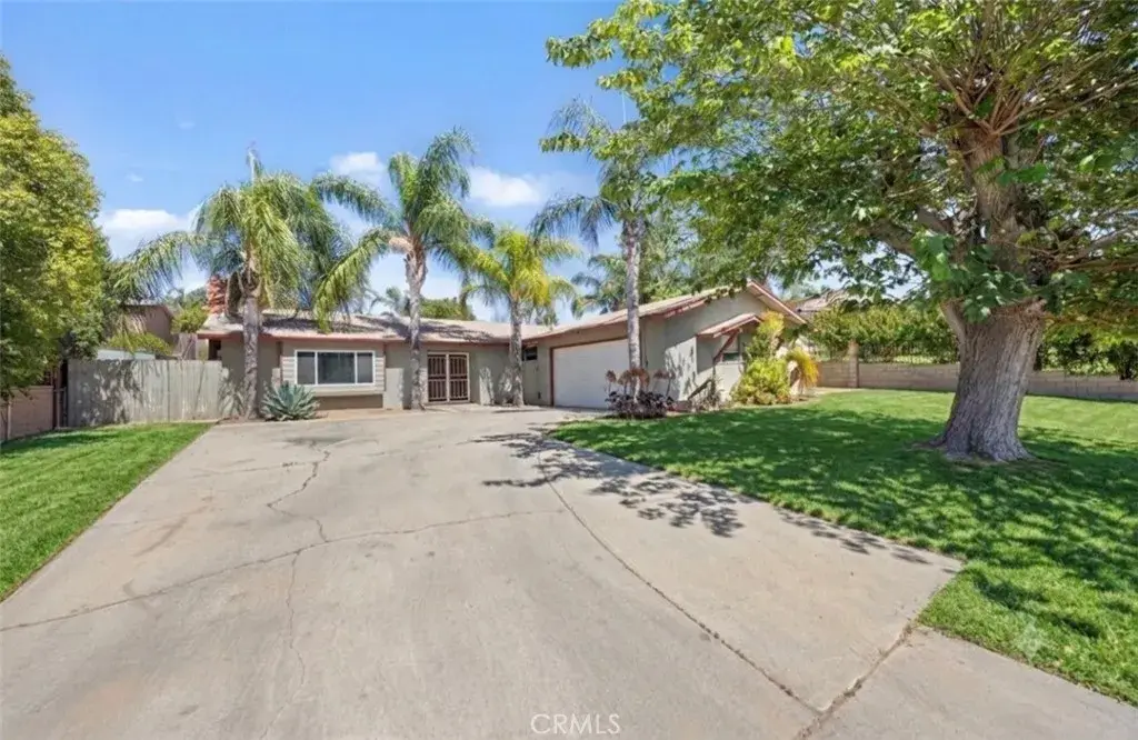 10937 Desert Sand Avenue, Riverside, CA 92505 - #1