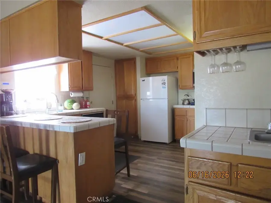 7183 Via Flores, Hesperia, CA 92345 - #2