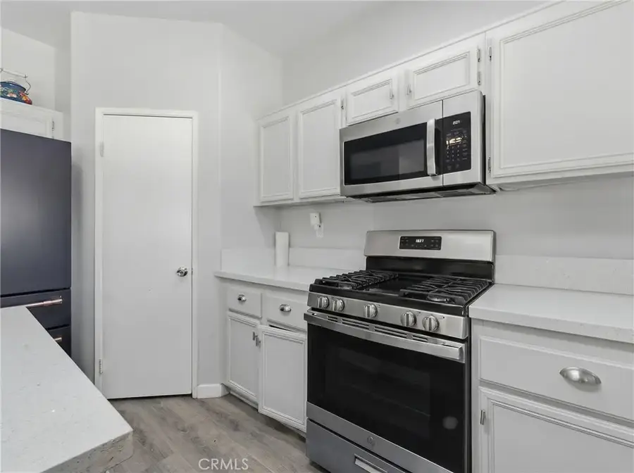 13777 Clear Valley Rd, Victorville, CA 92392 - #3