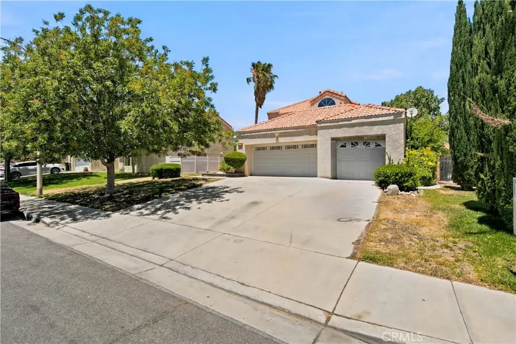 4043 E Avenue R12, Palmdale, CA 93552 - #1