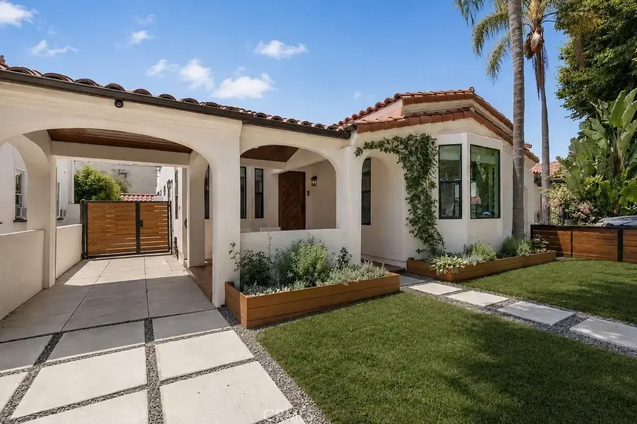 4247 7th Avenue, Los Angeles, CA 90008 - #3