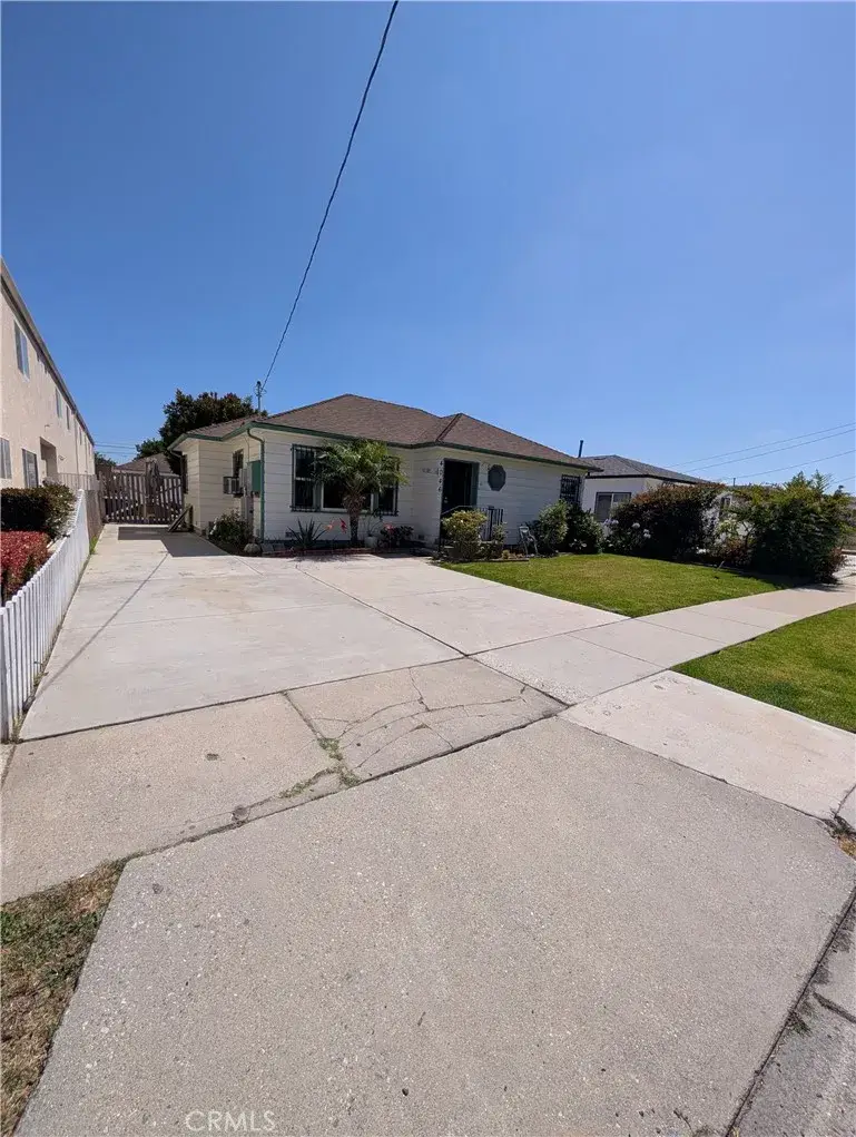 4046 W 141st, Hawthorne, CA 90250 - #2
