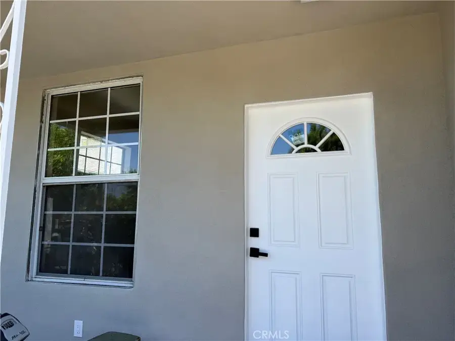 1546 W 70th Street, Los Angeles, CA 90047 - #3