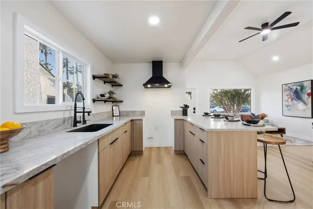 5613 S Rimpau, Los Angeles, CA 90043 - #1