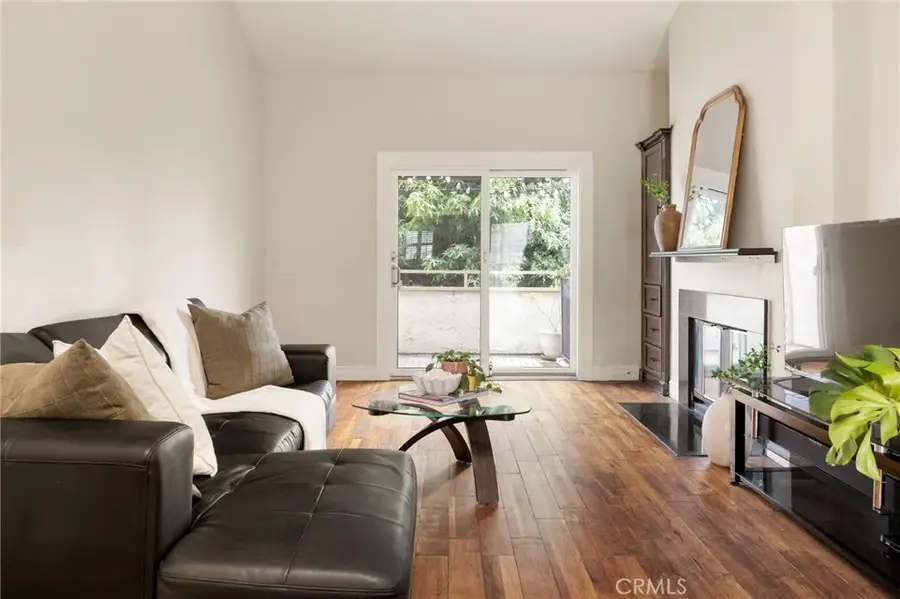 645 Chestnut #305, Long Beach, CA 90802 - #3