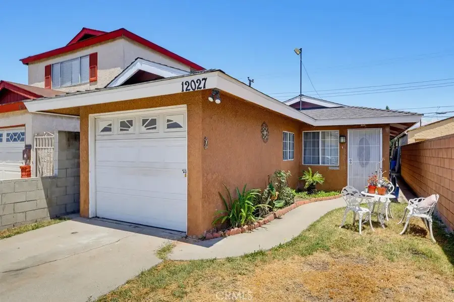 12027 168th, Artesia, CA 90701 - #2