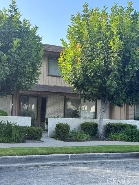 11000 Woodruff Avenue #32, Downey, CA 90241