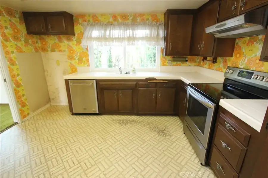 13411 Milan, Westminster, CA 92683 - #2