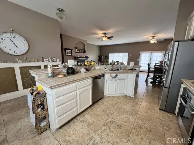 4100 Northwind Dr., Bakersfield, CA 93304 - #3
