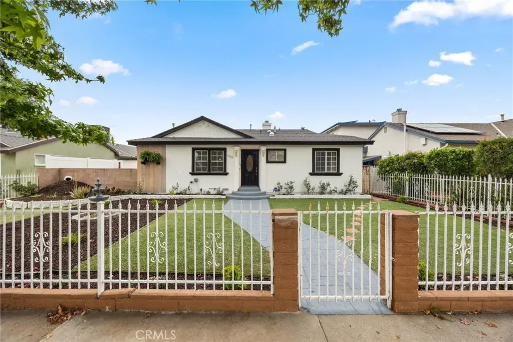 11213 Haskell Avenue, Granada Hills, CA 91344 - #1