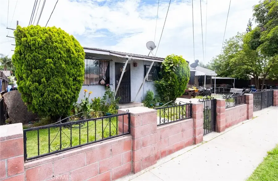 6938 Purdy Avenue, Bell Gardens, CA 90201 - #2
