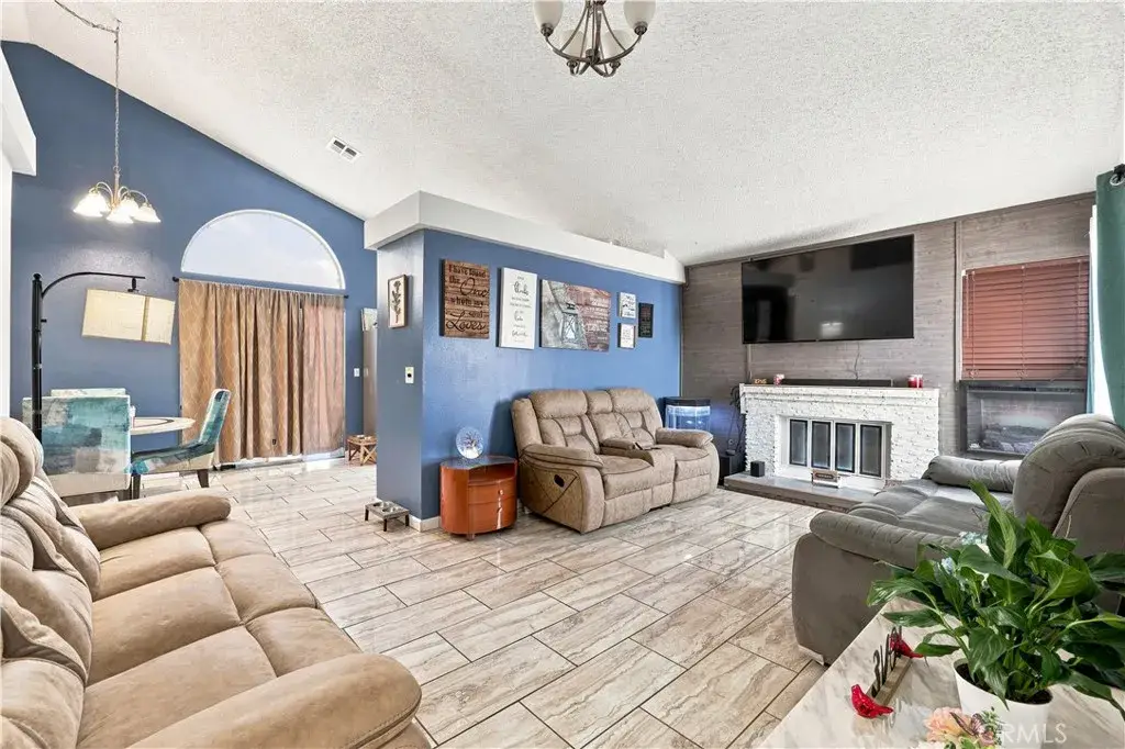 5344 Sunburst Drive, Palmdale, CA 93552 - #1