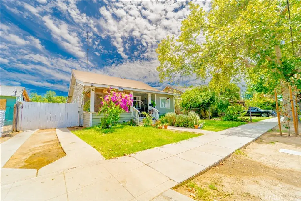 632 N College, Fresno, CA 93728 - #1