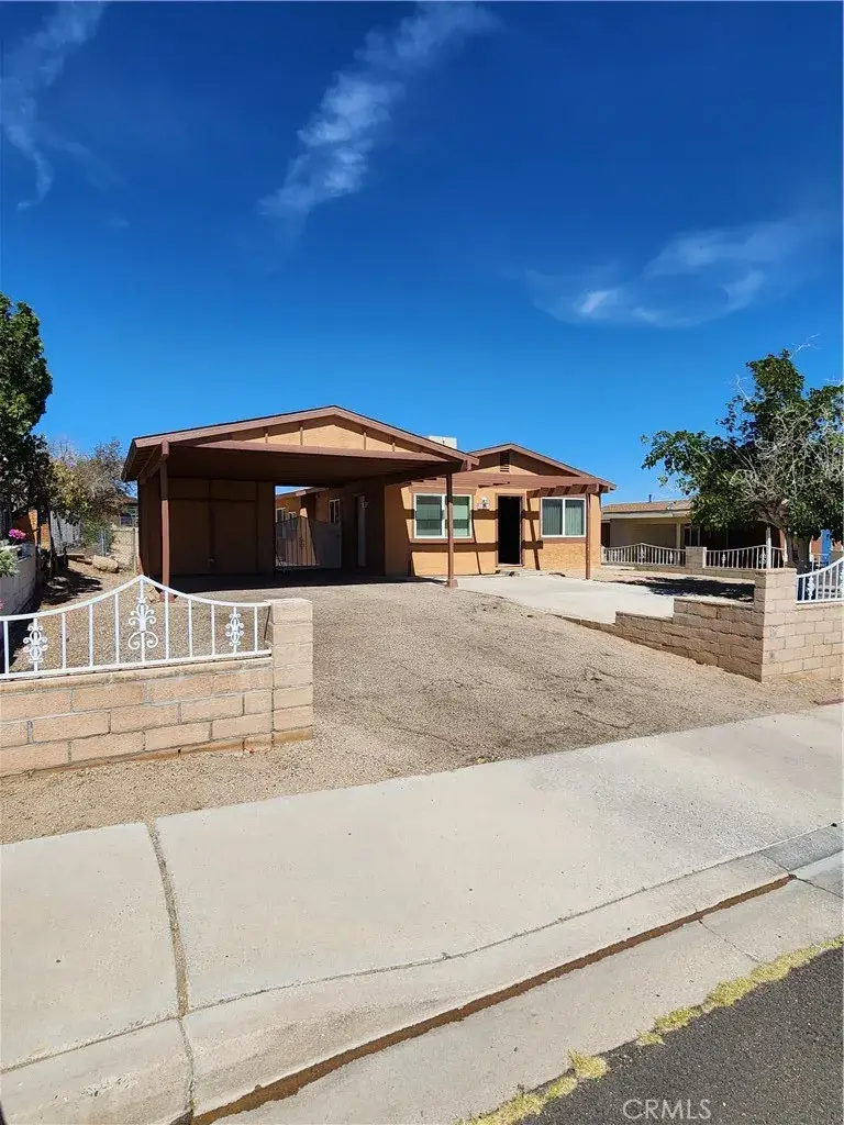 2020 Yosemite, Barstow, CA 92311 - #1