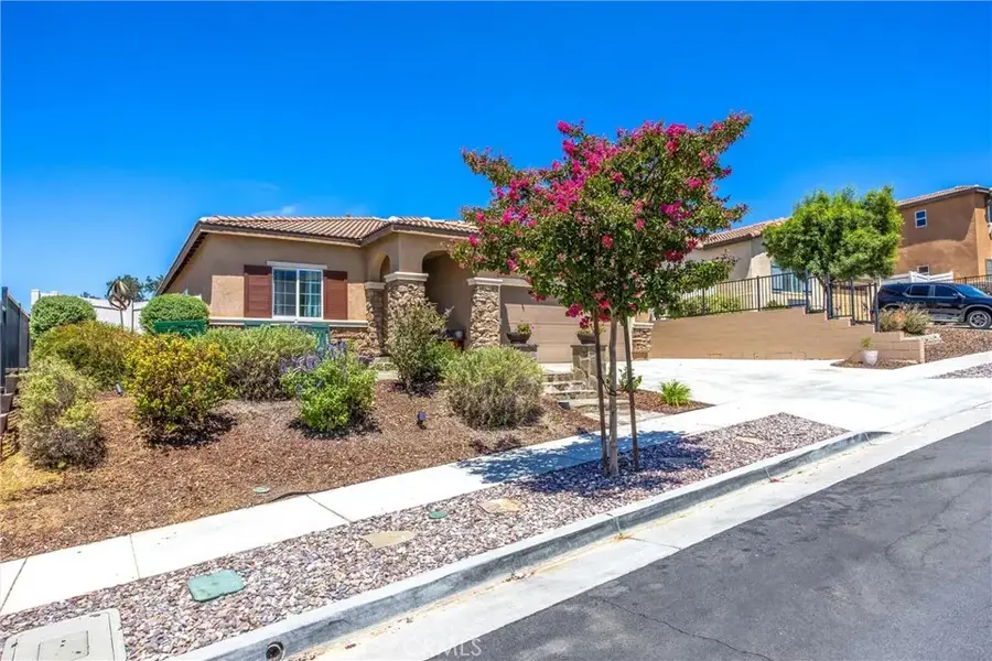 240 Country Club, Calimesa, CA 92320 - #3