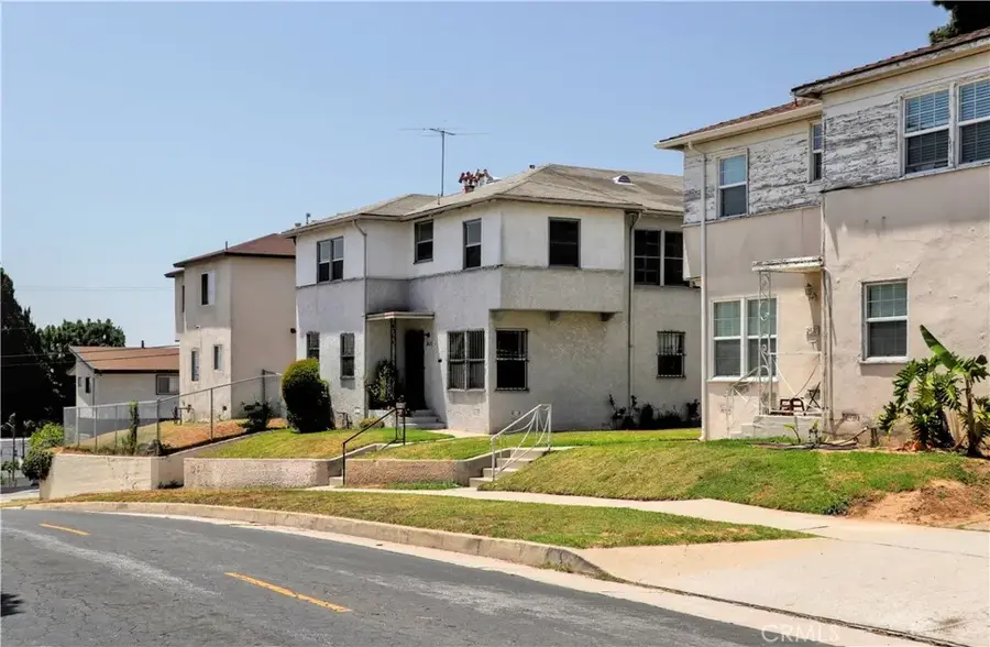 2633 7th Avenue Avenue, Los Angeles, CA 90018 - #3