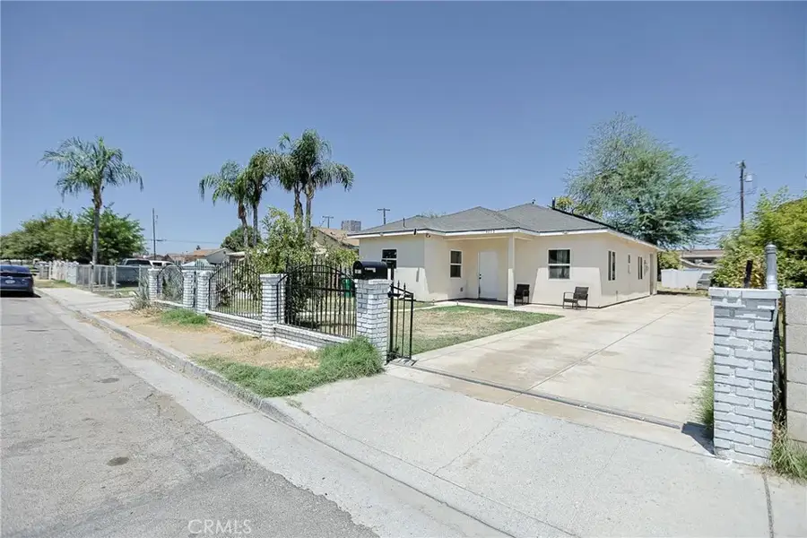 1012 Feliz, Bakersfield, CA 93307 - #3