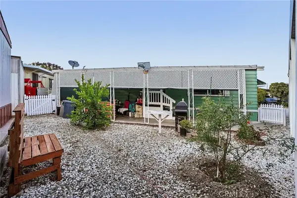 7101 Rosecrans Ave, Paramount, CA 90723