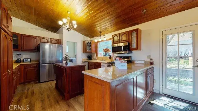 621 Arth Drive, Crestline, CA 92325 - #2
